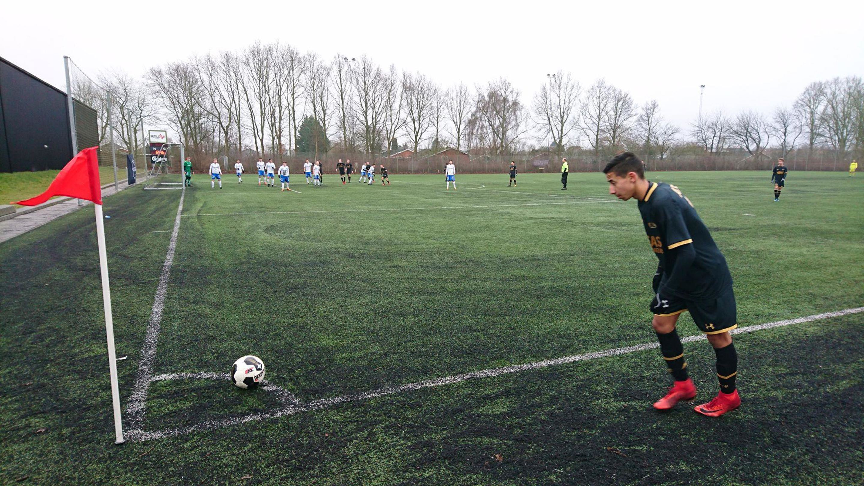 
AZ Alkmaar vandt
igen ved Suvit-Cup
 