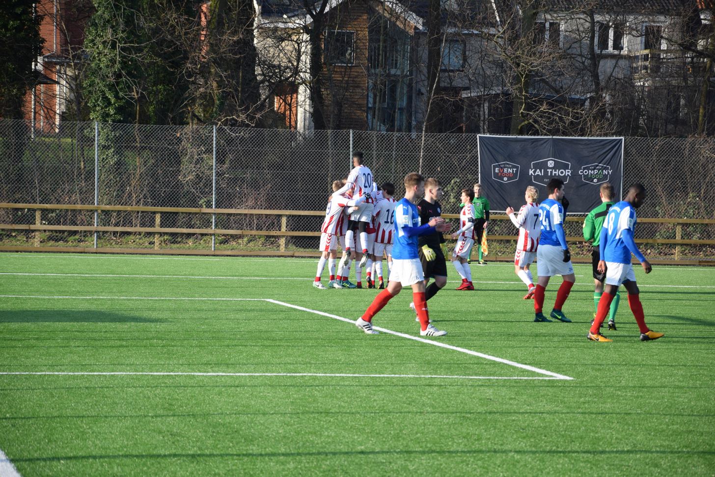 
AaB slog Holstein Kiel i
kampen om bronzen
 