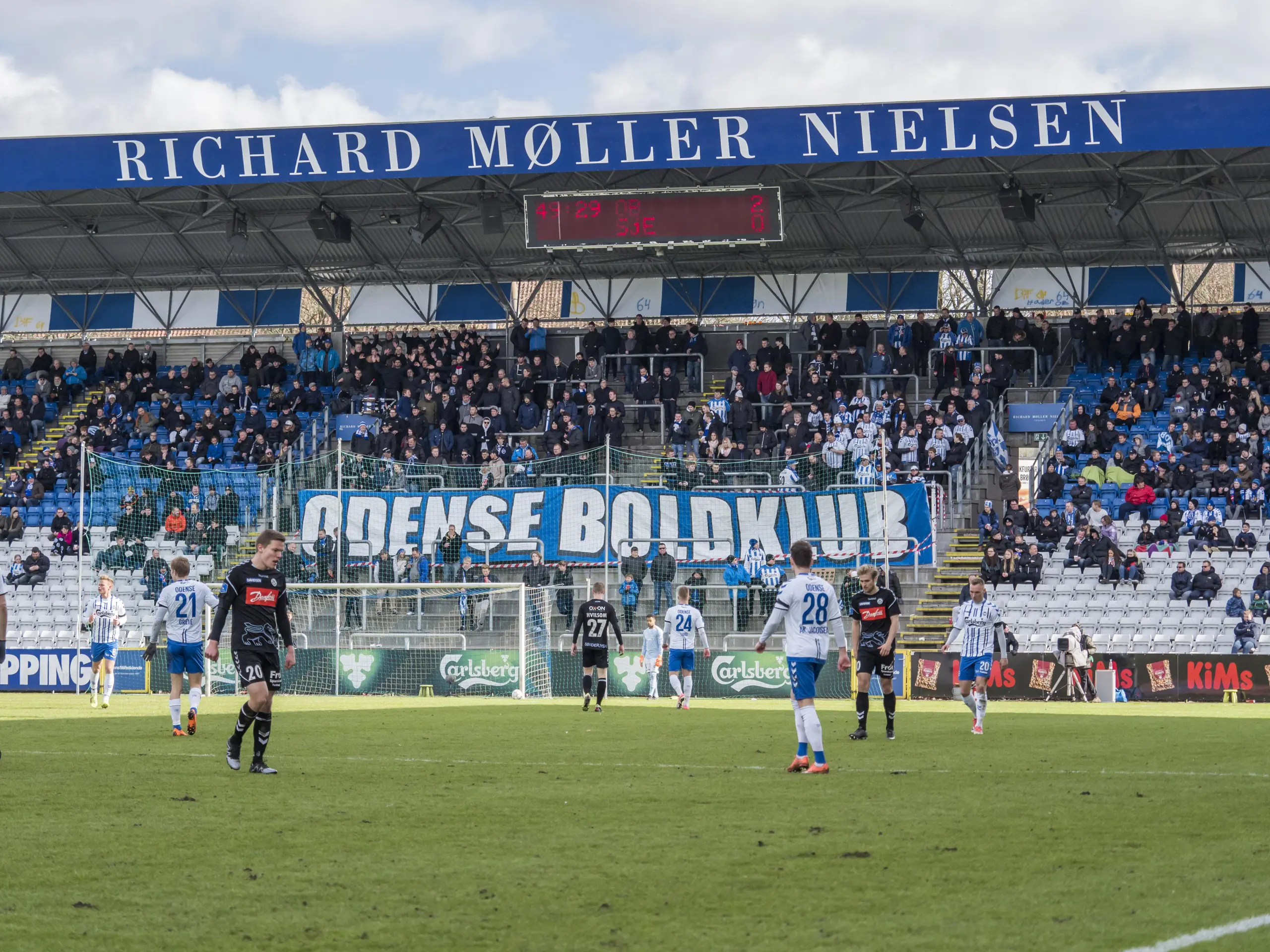 Truppen mod Lyngby (1)