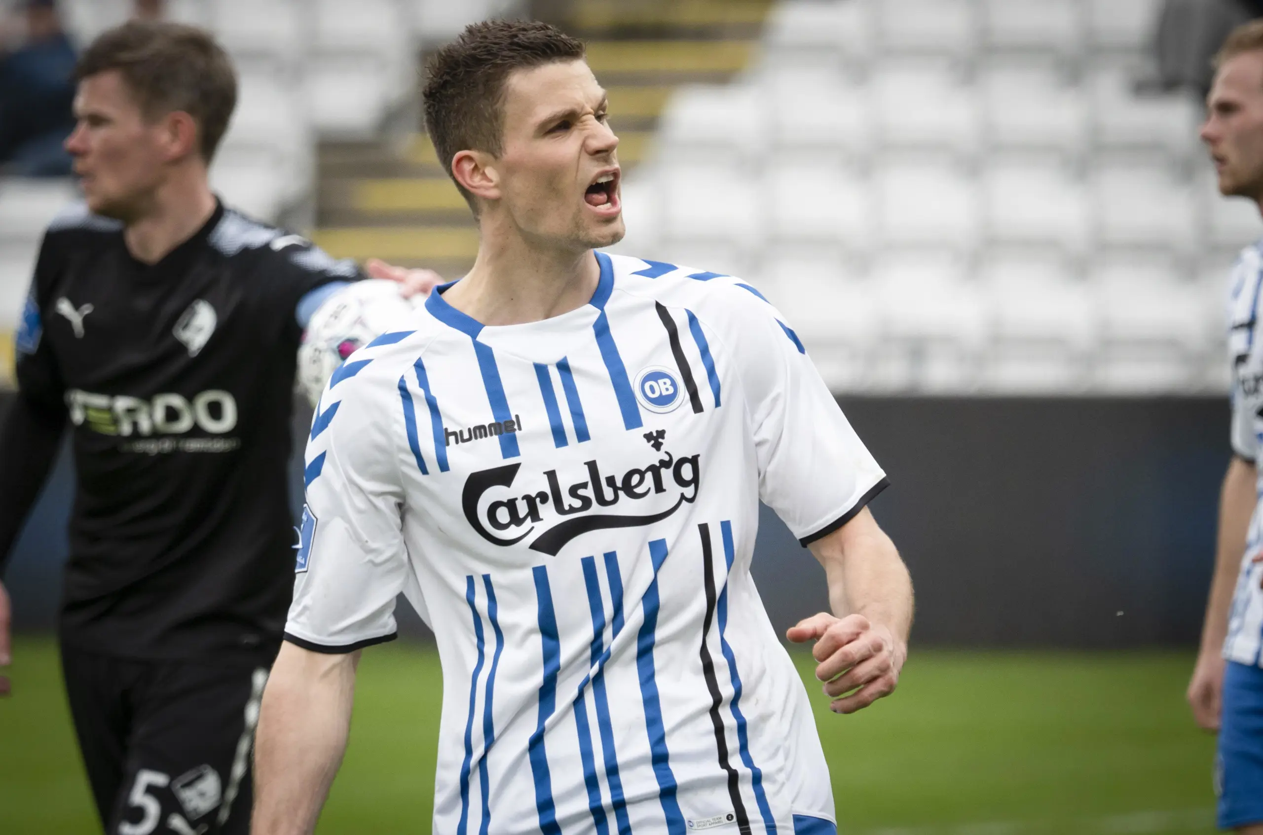 Helenius: Det direkte
spil klæder os som hold