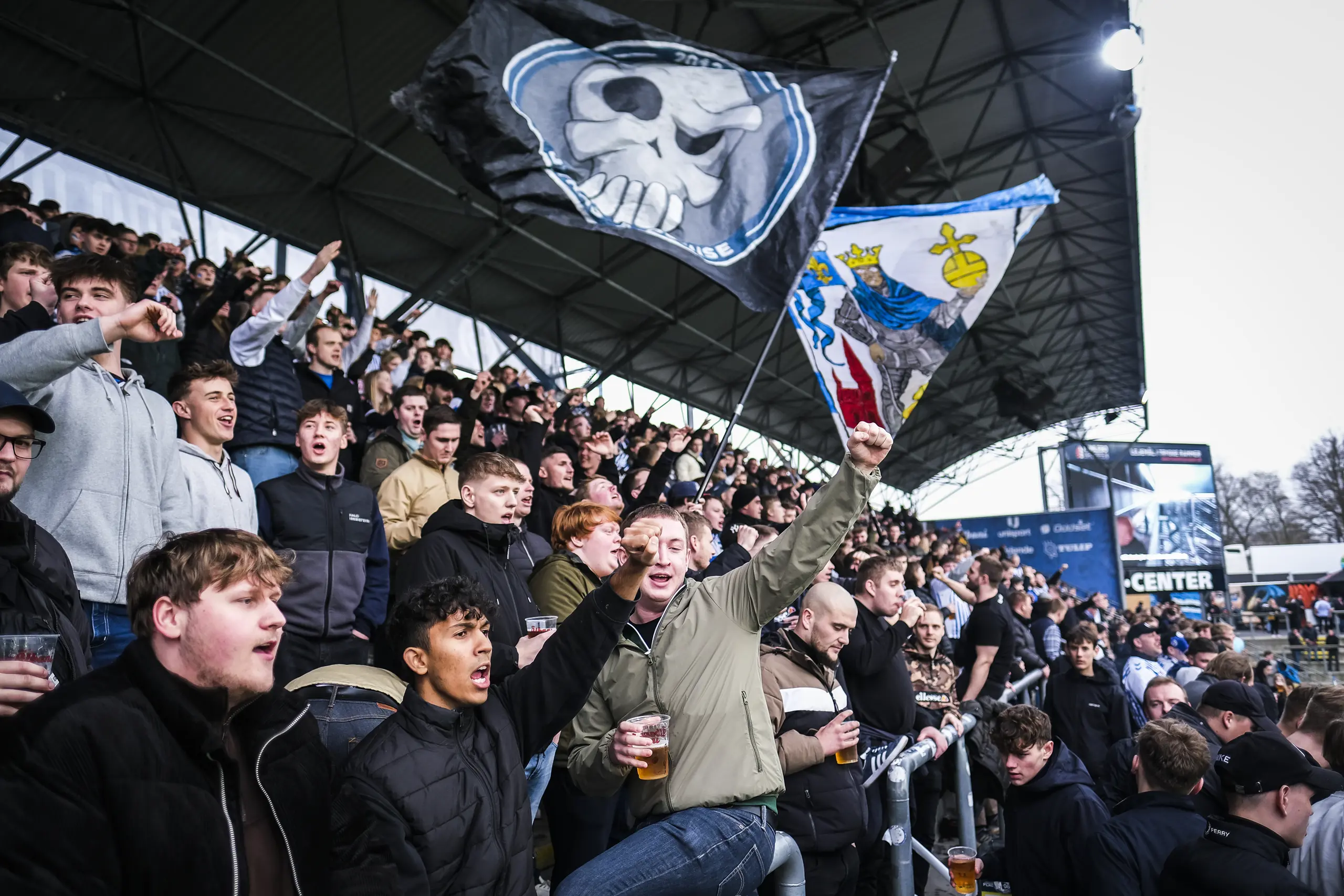 RMN Tæt på udsolgt (SIF)
