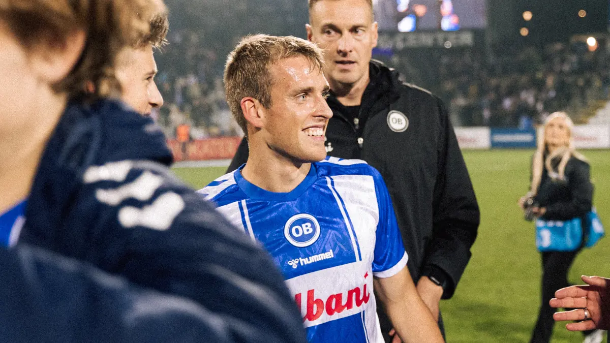 Gustav Grubbe erhält den Nationalen Gedenkpokal